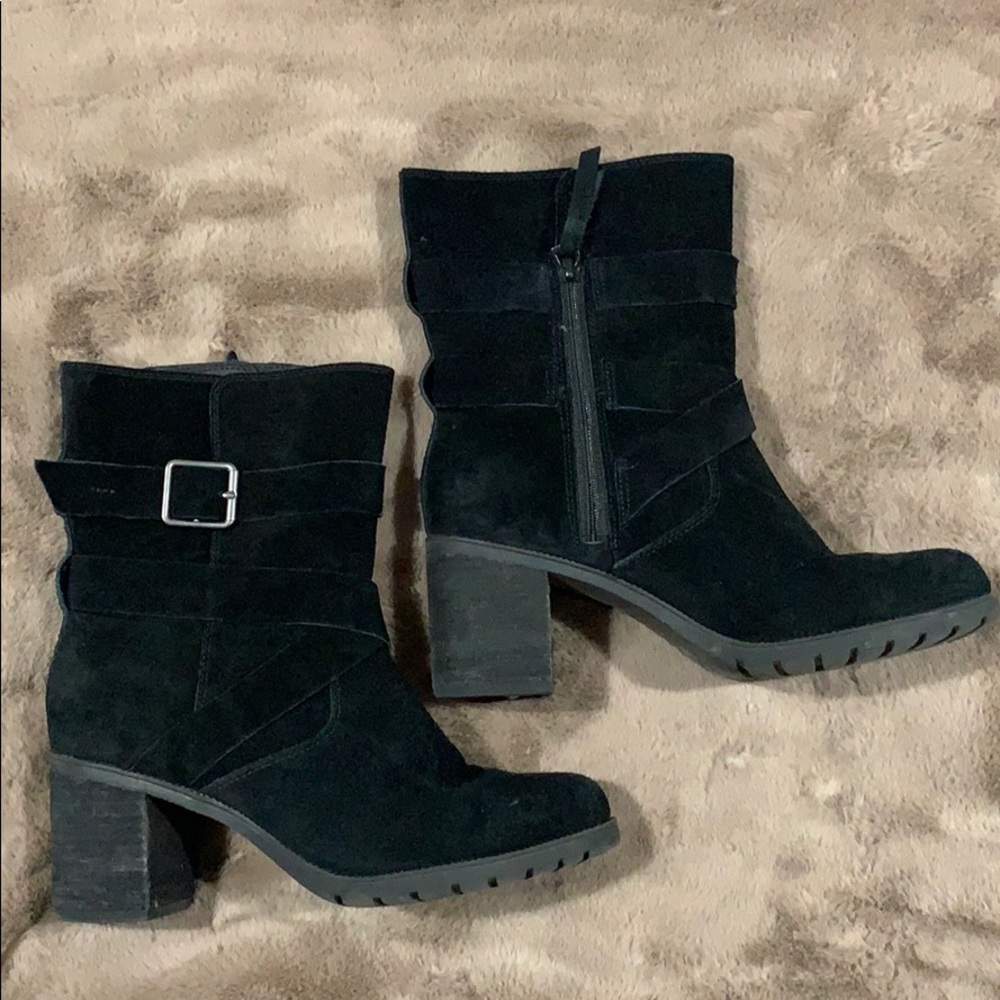 Black Clark’s Booties